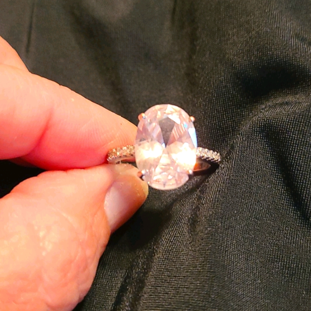 NEW 5 carat Oval Cut Diamond Engagement Ring